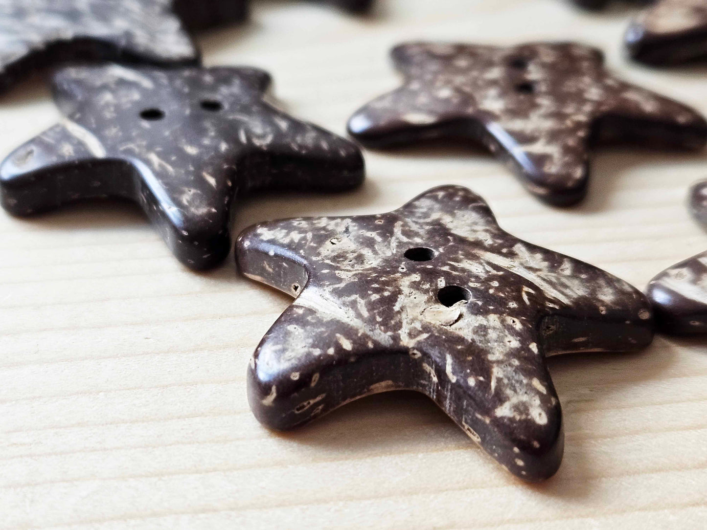 COCO STAR / 37mm / Coconut Buttons / Sewing Buttons