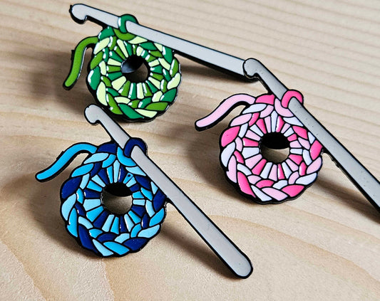 CROCHET / Knitter Crocheter Pin / Hobby Brooches