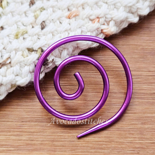 METALLIC PURPLE SPIRAL CABLE NEEDLE / Stitch Holder / Knitting Crochet Notions