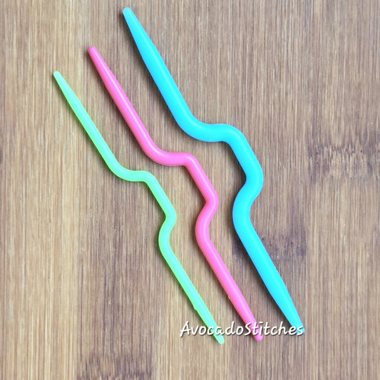 CABLE NEEDLES - 3 pieces / Stitch Holders / Plastic Cable Needles / Knitting Accessories (Set 2)