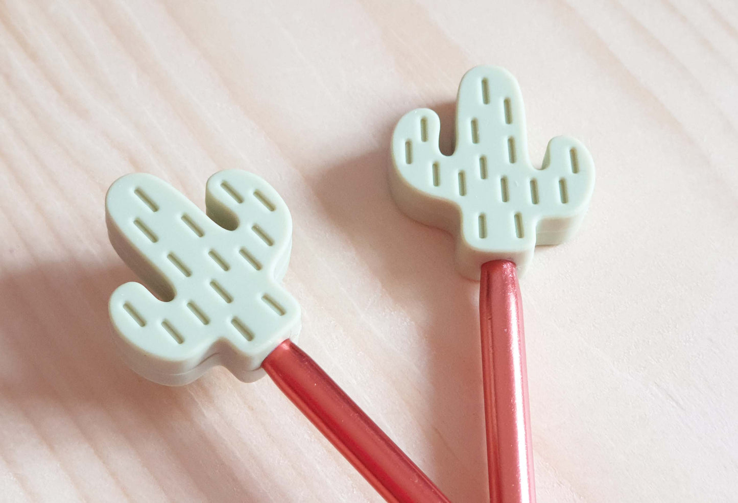 CACTUS STITCH STOPPERS / Knitting Needle Stoppers / Point Protection / Notions