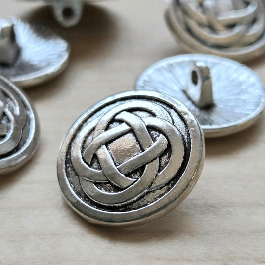 CLEARANCE — CELTIC SILVER RELIC Metal Alloy Shank Buttons 17mm (Set of 6)