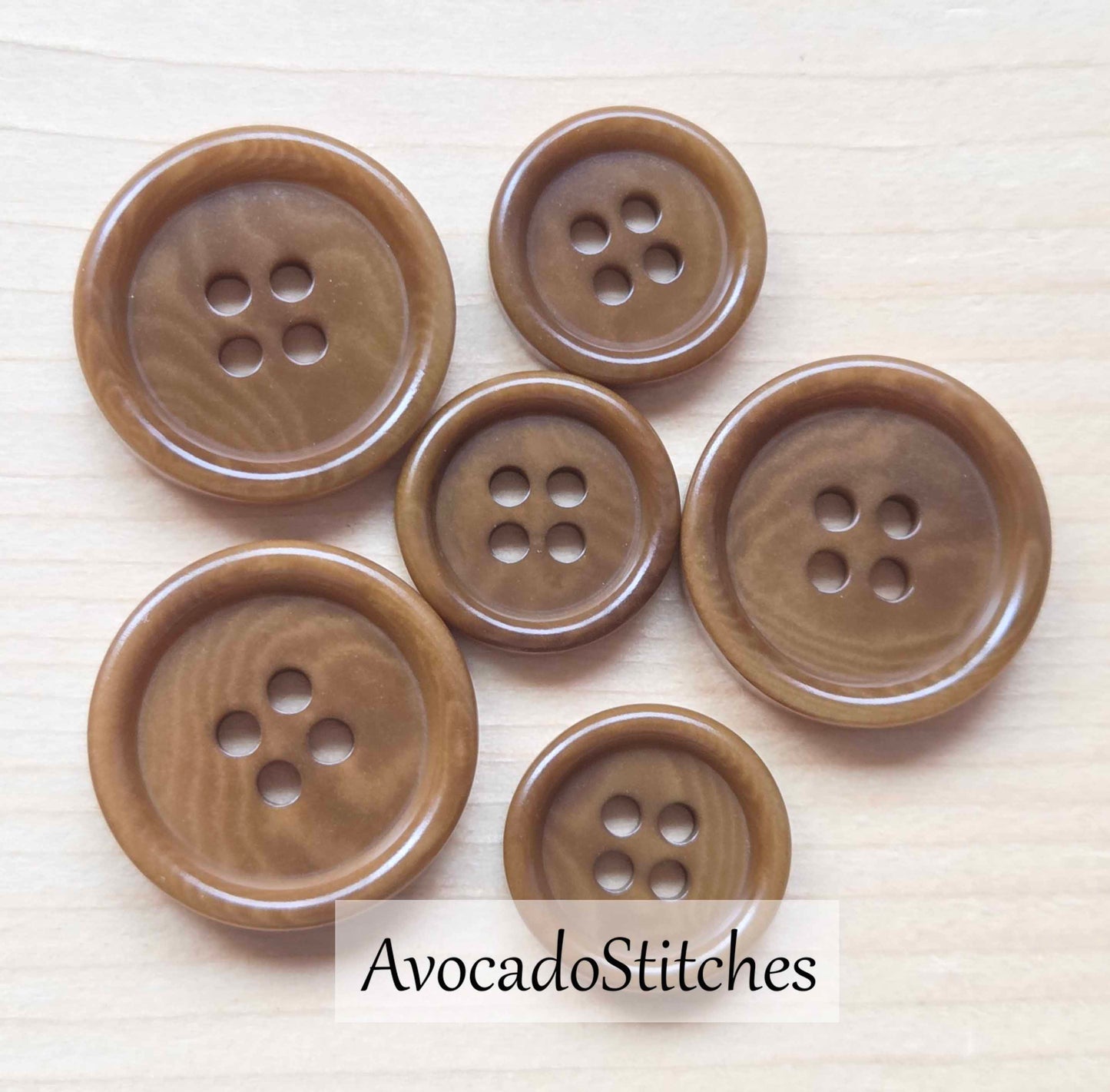 COROZO Classic Brown / Brown 4-Hole Corozo Buttons / 15-20mm (Set of 6)