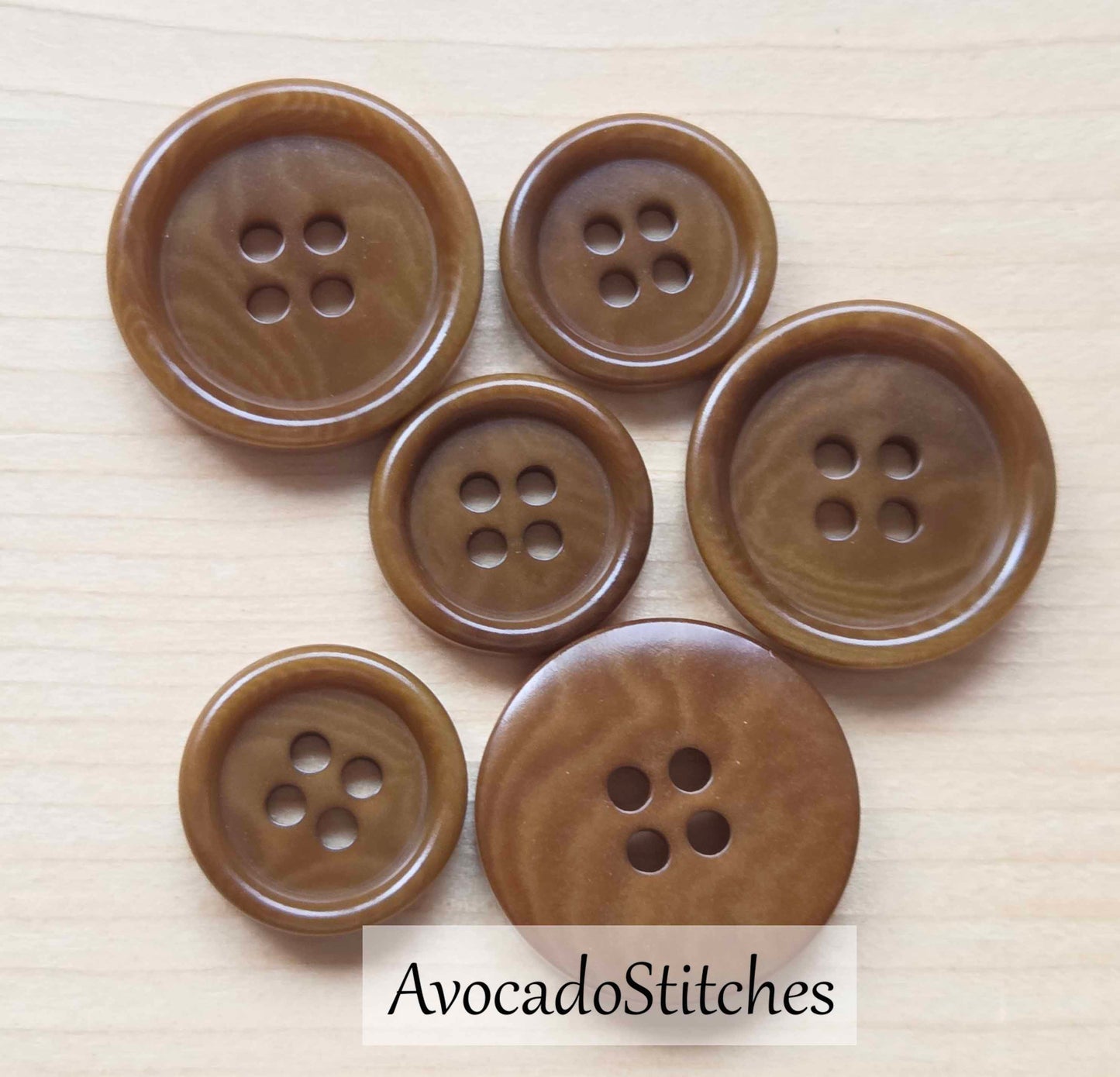 COROZO Classic Brown / Brown 4-Hole Corozo Buttons / 15-20mm (Set of 6)
