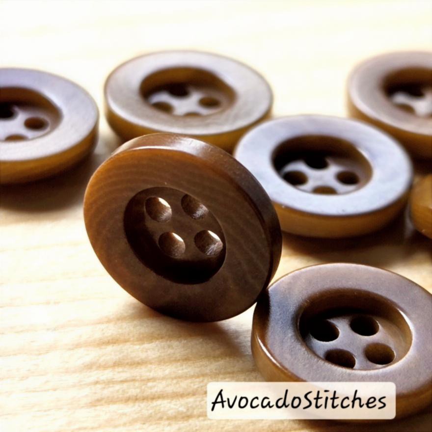 COROZO Flat Wide Edge / Brown 4-Hole Corozo Buttons / 12.5mm (Set of 6)