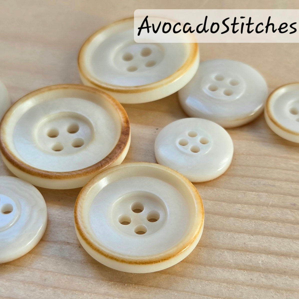 COROZO Charred Ivory / Ivory 4-Hole Corozo Buttons / 15-25mm