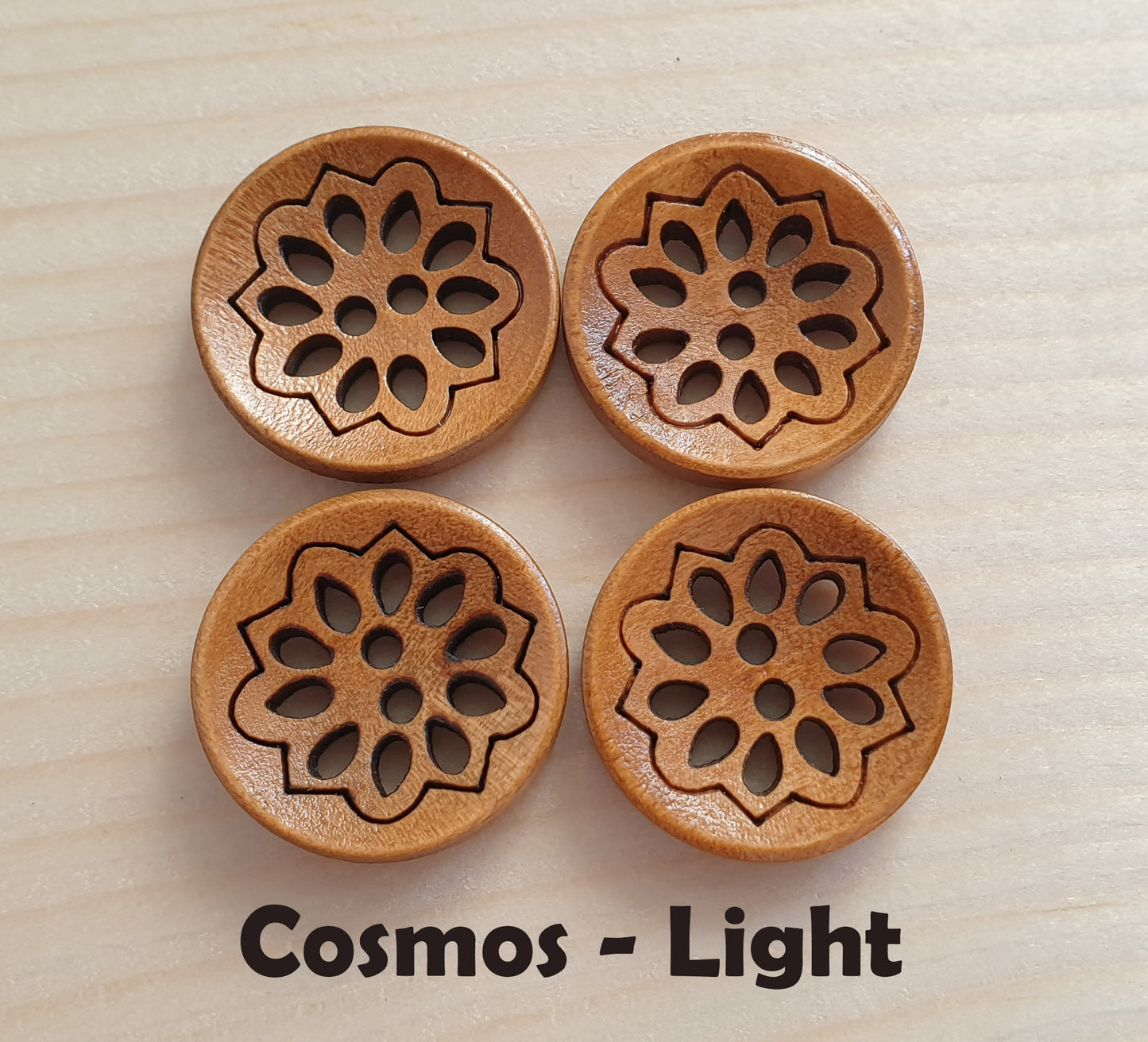 COSMO BROWN / 20mm / Wooden Filigree Buttons / Sewing Buttons