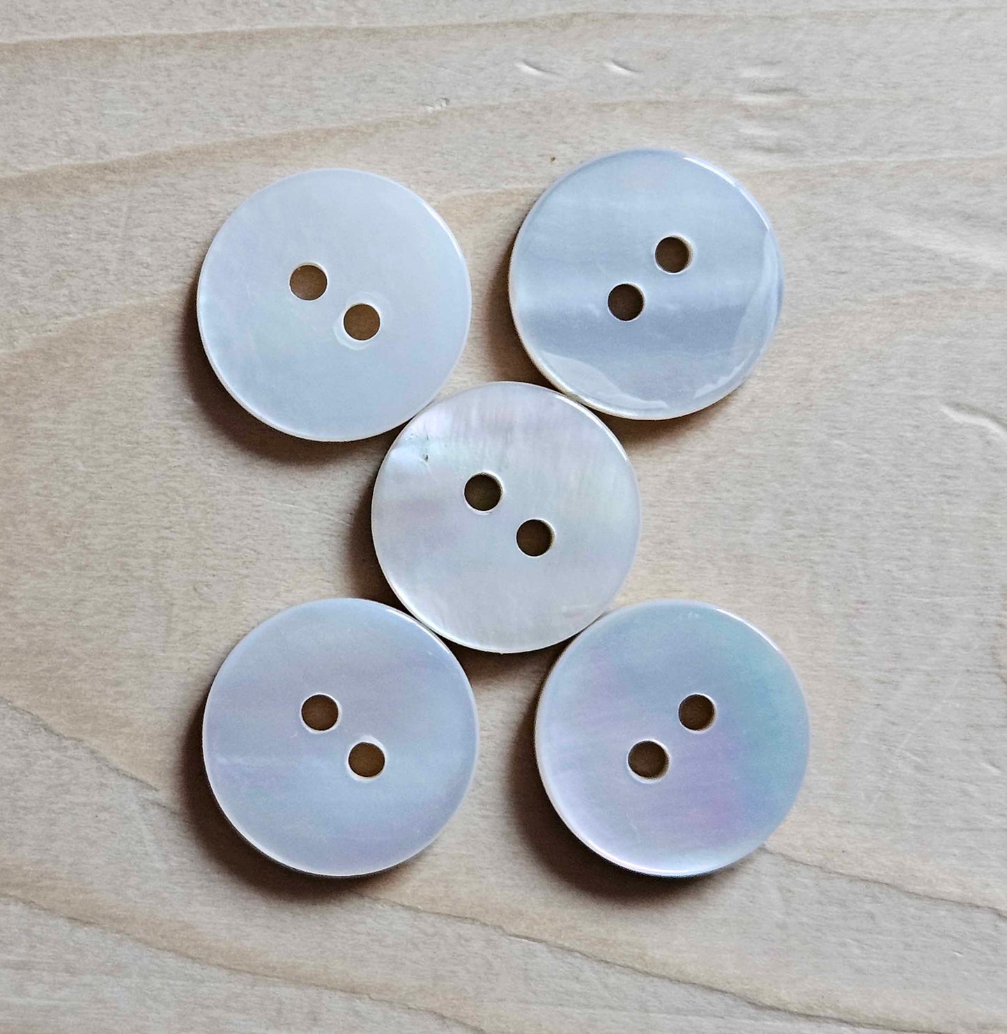 2-HOLE WHITE SEASHELL / 13.5mm - 6 buttons / MOP Shell Buttons / Sewing Buttons