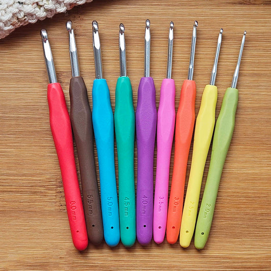 CROCHET HOOKS SET RAINBOW / 2.0-6mm (13.5cm) / Set of 9 / Aluminum Crochet Hook / Tools