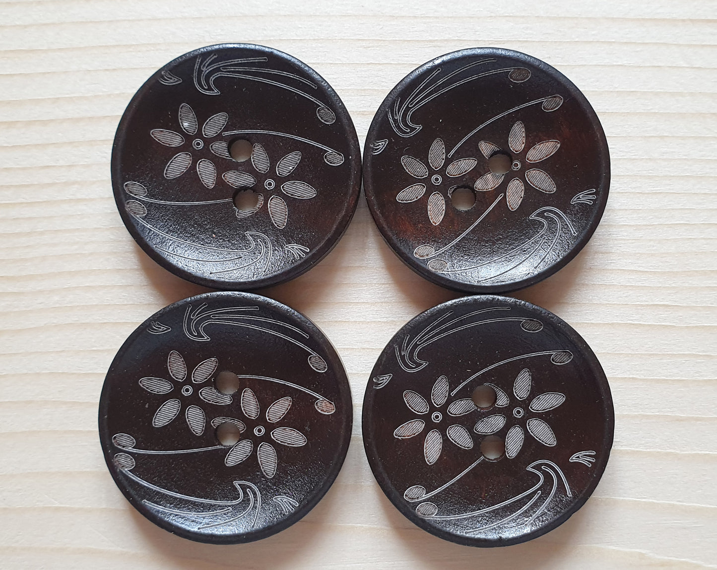DAFFODIL / Dark Brown 2-Hole Wooden Buttons / 30mm (Set of 4)