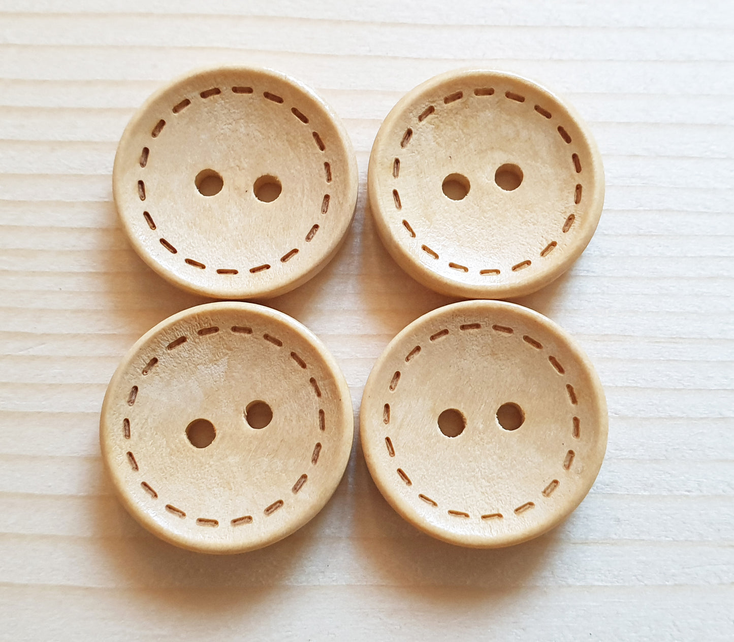 DASH 2-HOLE BEIGE OFF-WHITE / 11.5-20mm / Set of 8 buttons /  Wooden Buttons / Sewing Buttons