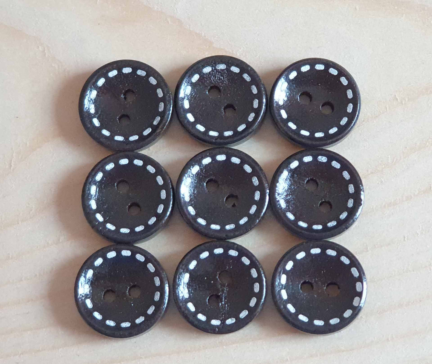 DASH DARK BROWN 2-Hole / 15-20mm / Set of 8 buttons / Wooden Buttons / Sewing