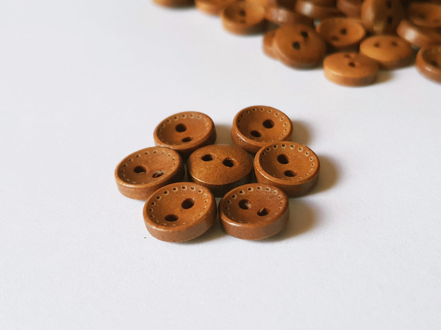 DASH MINI 2-HOLE COFFEE BROWN / 10mm (SMALL) / Set of 8 buttons / Wooden Buttons / Sewing Buttons