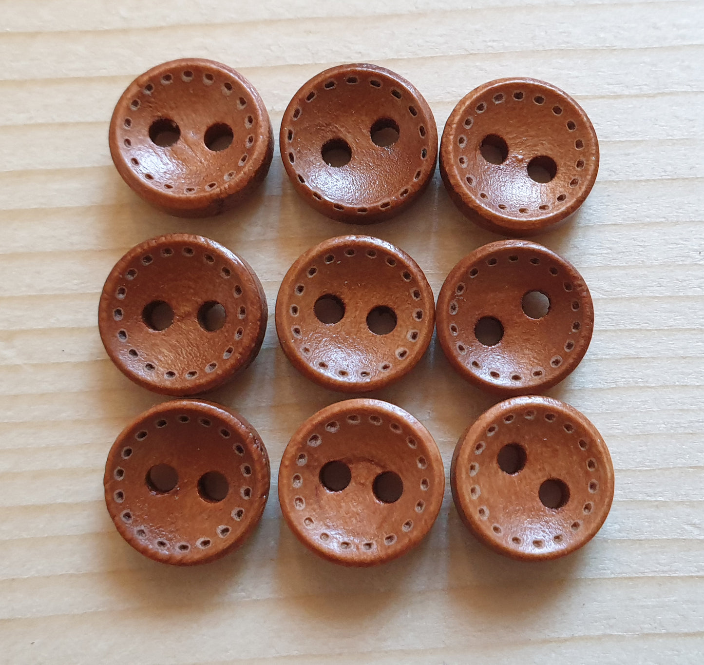 DASH MINI 2-HOLE COFFEE BROWN / 10mm (SMALL) / Set of 8 buttons / Wooden Buttons / Sewing Buttons