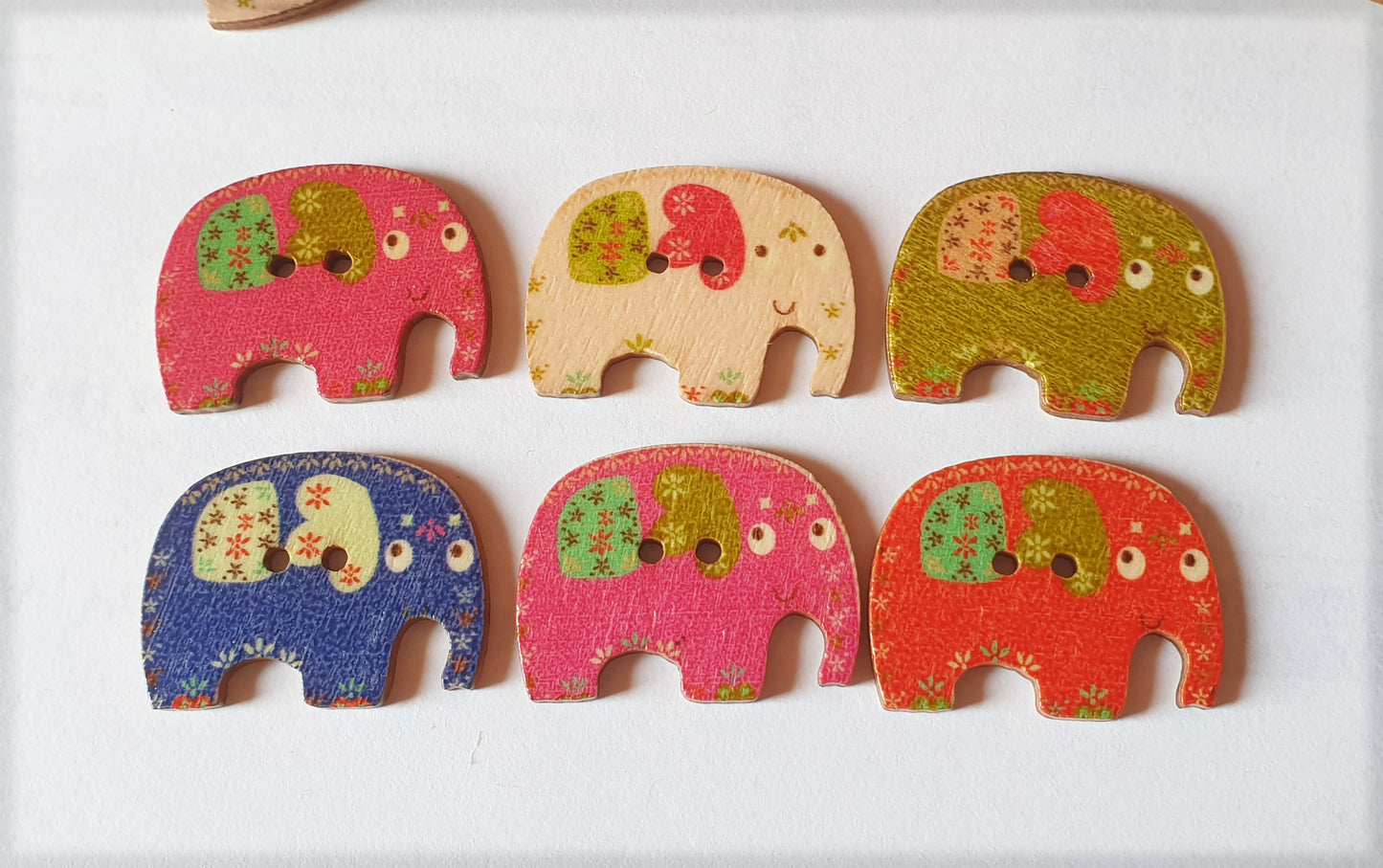 ELEPHANT / 23*29mm / Wooden Buttons / Sewing Buttons