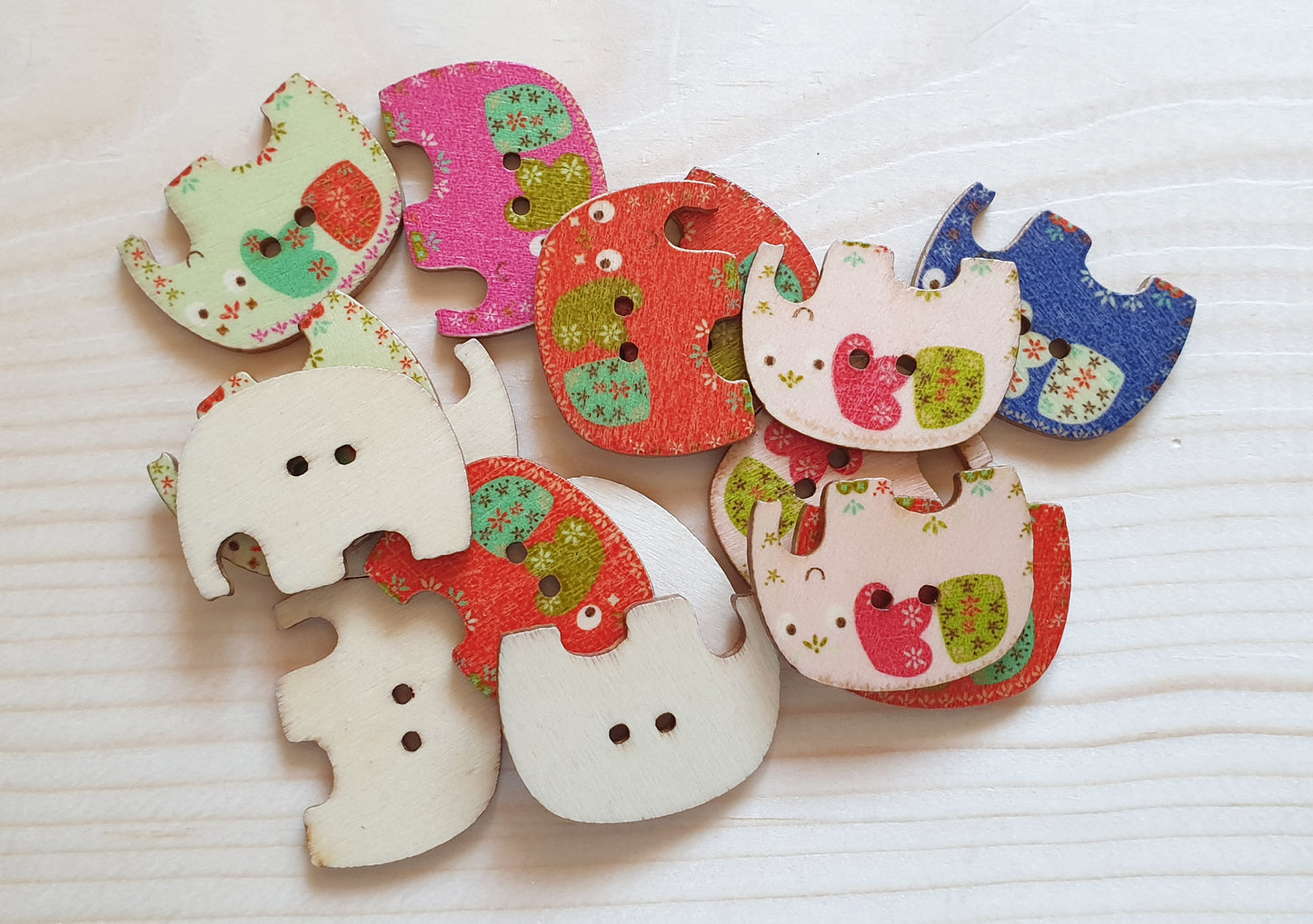 ELEPHANT / 23*29mm / Wooden Buttons / Sewing Buttons