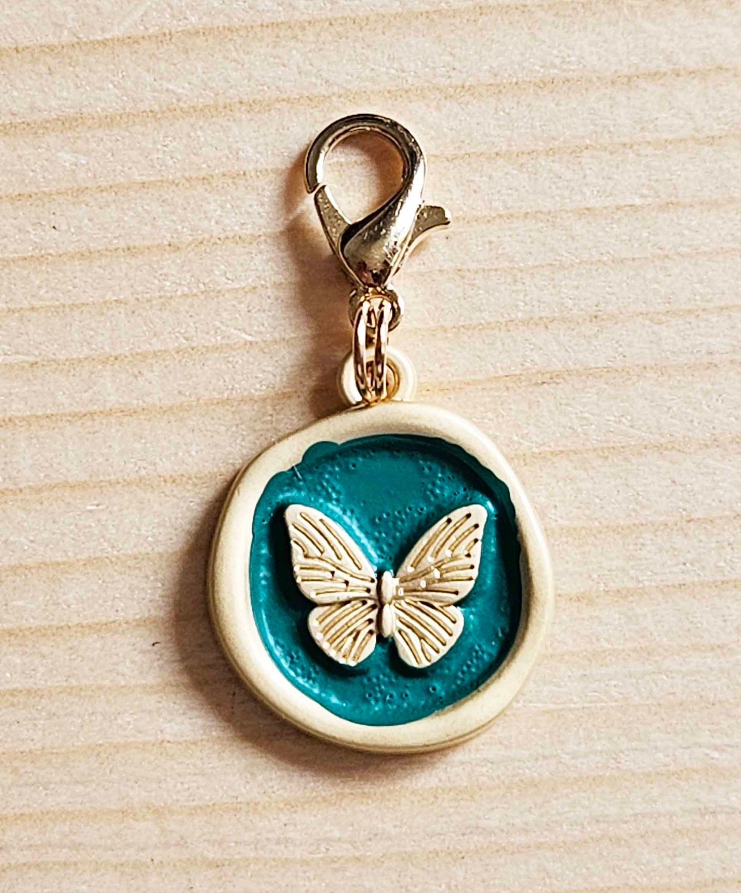 EMERALD BUTTEFLY / Planner Charm / Journal Charm / Zipper Pull / Bookmark Charm / Planner accessories