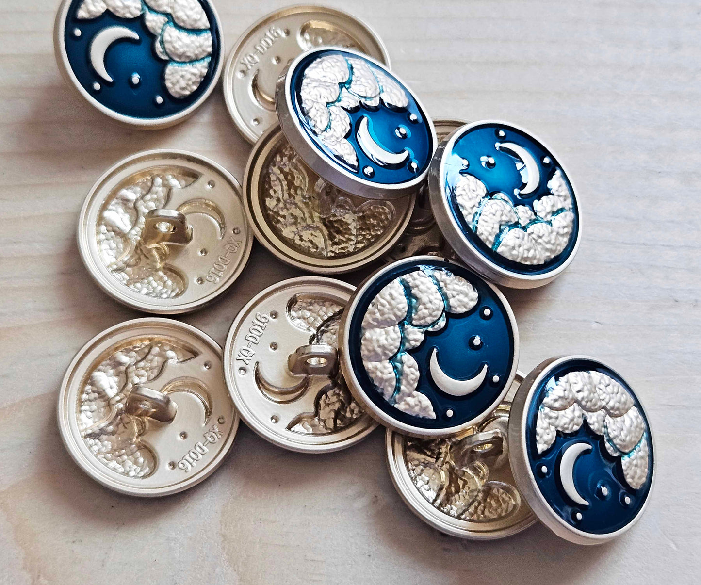 EMERALD SKY (Golden Moon) / 20mm / Metal Shank Buttons / Sewing Buttons