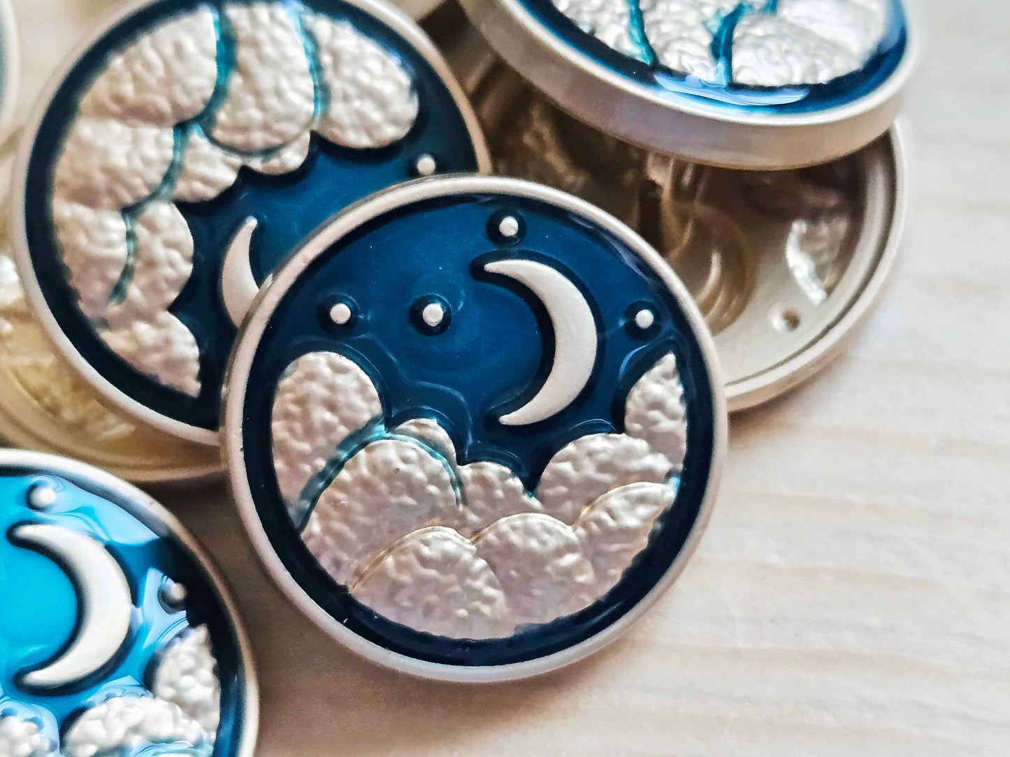 EMERALD SKY (Golden Moon) / 20mm / Metal Shank Buttons / Sewing Buttons