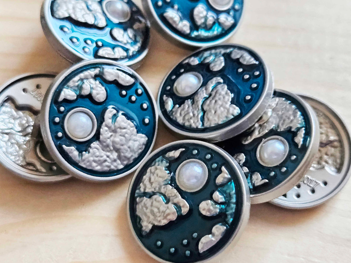 EMERALD SKY (Silver Sun) / 20mm / Metal Shank Buttons / Sewing Buttons