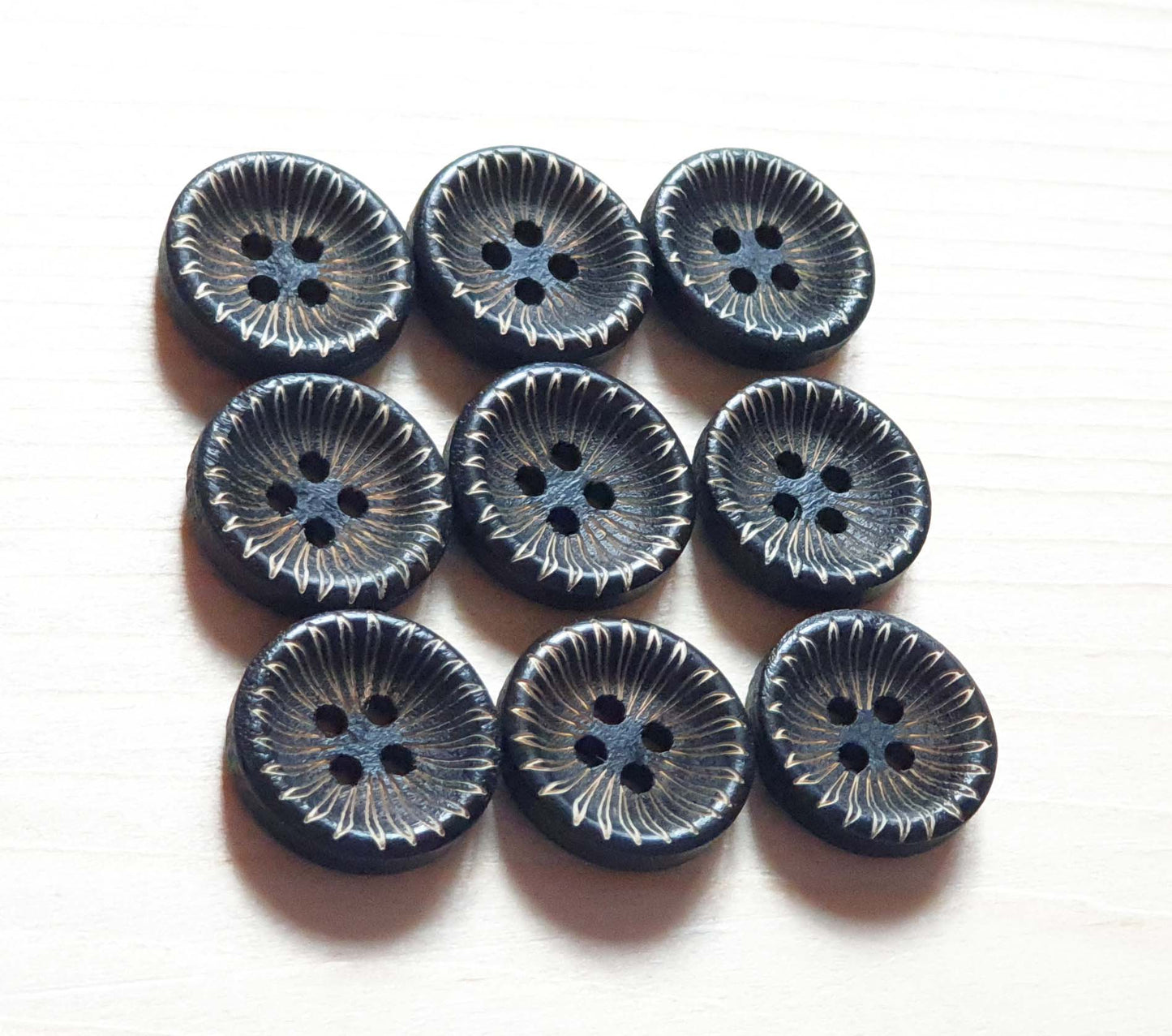 FIREWORK FLOWER / 15mm / Wooden Buttons / Sewing Buttons