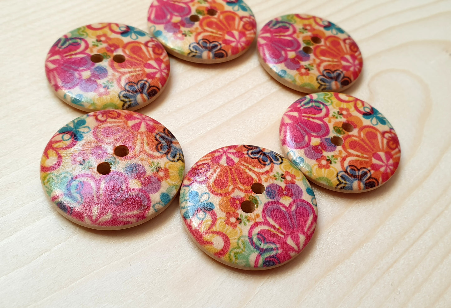 FLOWER FIREWORKS / 30mm / Set of 7 buttons / Wooden Buttons / Sewing Buttons