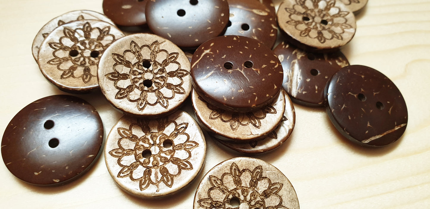 AvoDesigns COCO FLOWER PINWHEELS / 25mm - 6 buttons / Coconut Buttons / Sewing Buttons