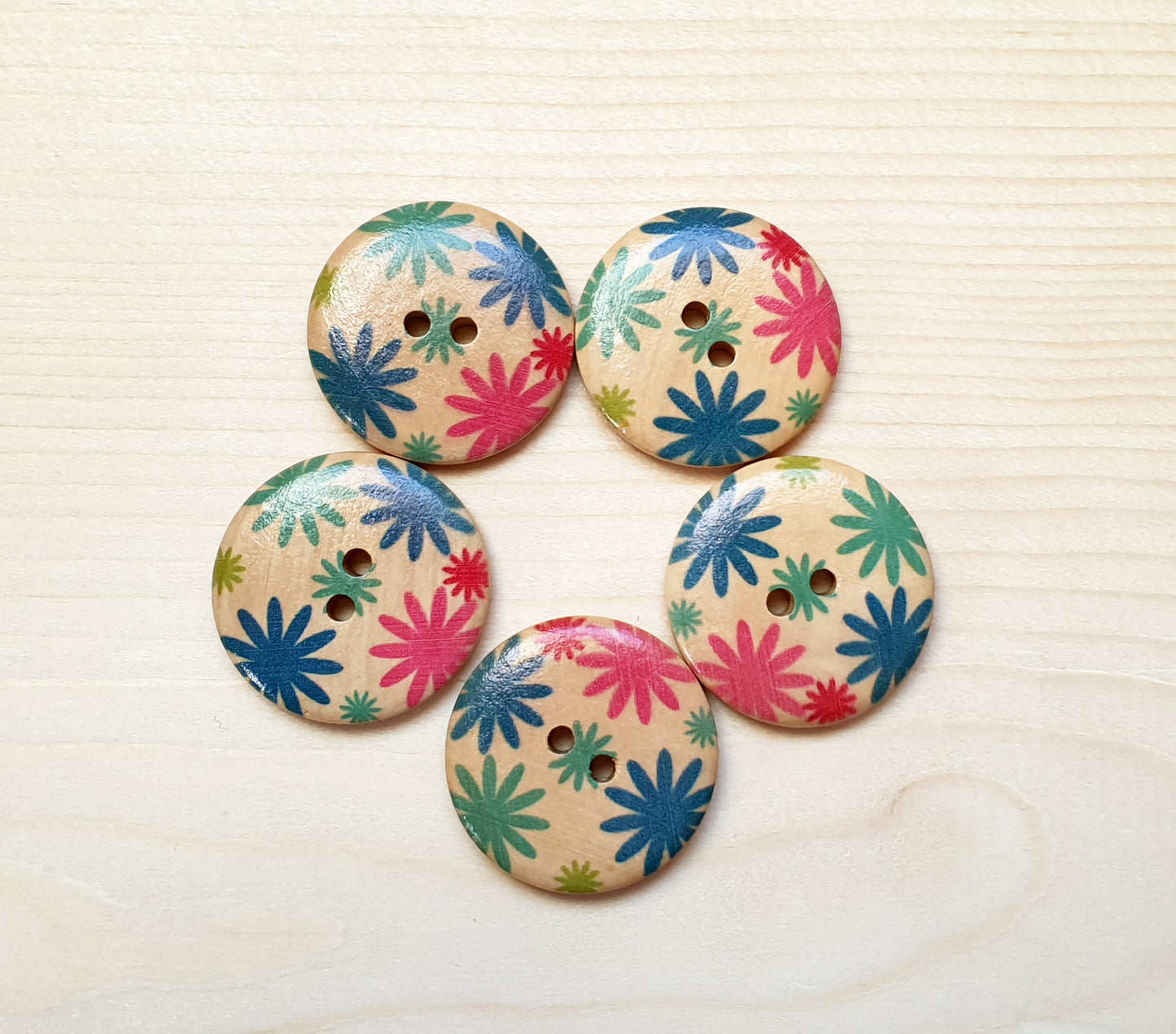 FLOWERWORKS / 30mm - 5 buttons / Wooden Buttons / Sewing Buttons