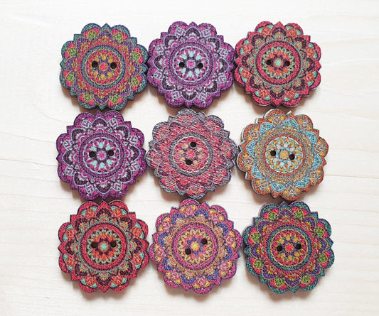 FLOWERS / 25mm / Wooden Buttons / Sewing Buttons