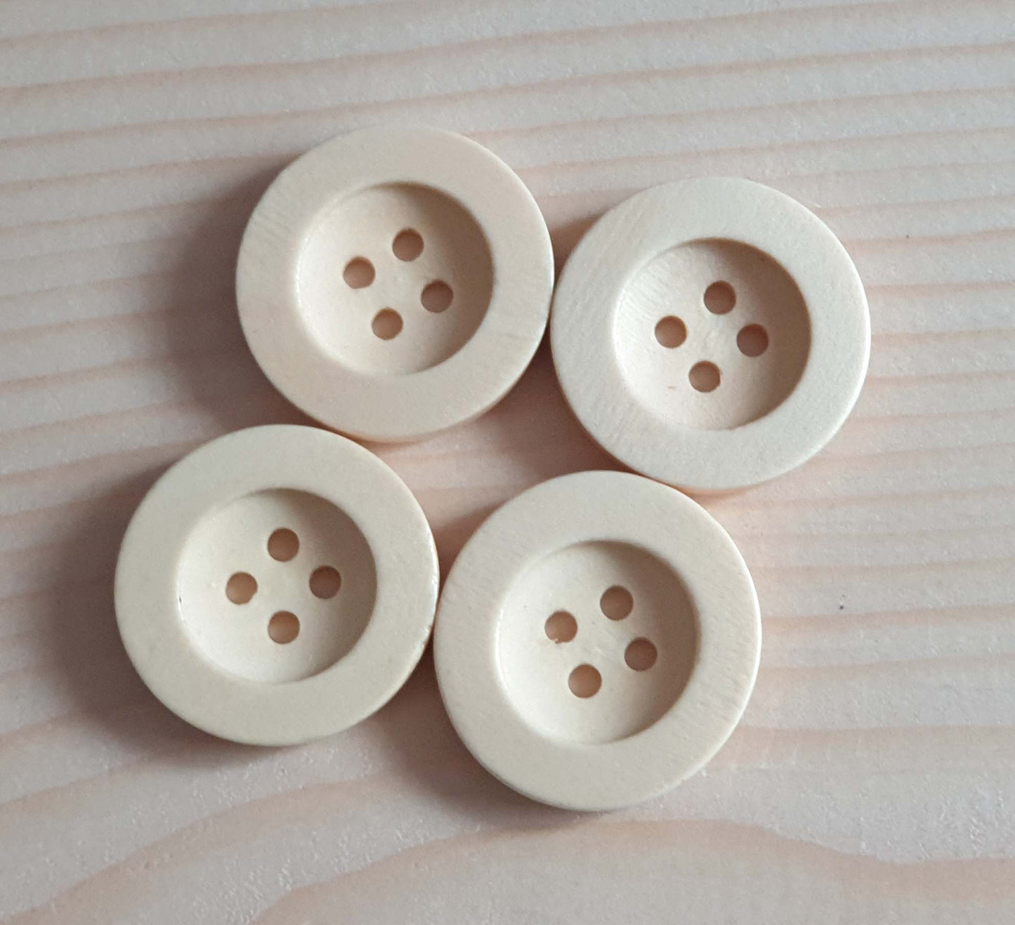 FLAT WIDE EDGE / Beige Cream Wooden Buttons / 10-35mm