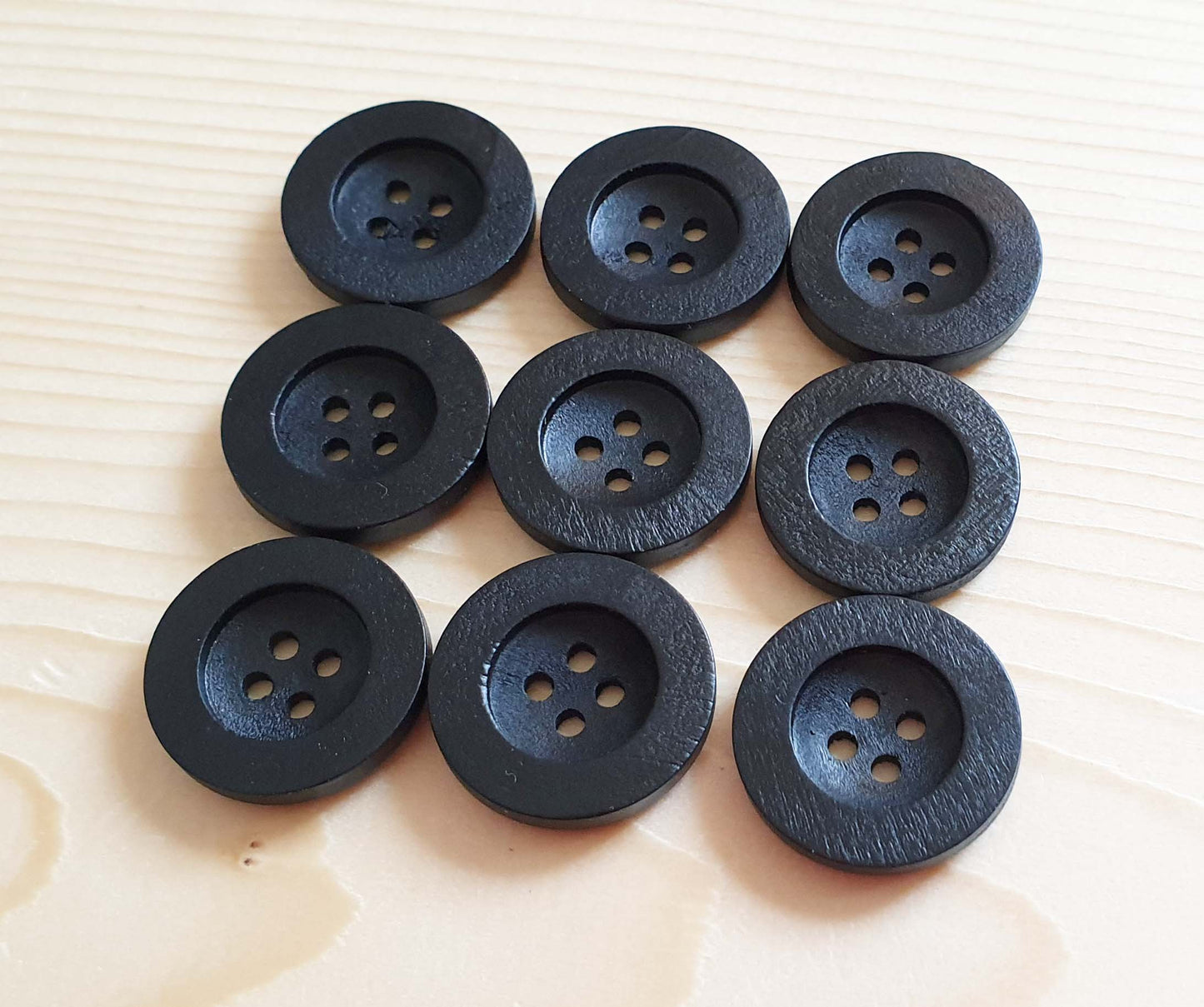 FLAT WIDE EDGE BLACK / 10-35mm / Wooden Buttons / Sewing Buttons