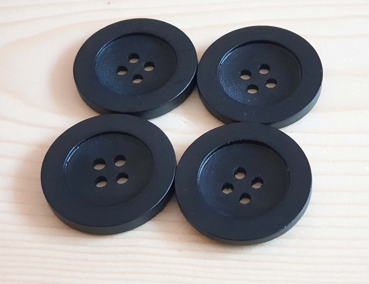 FLAT WIDE EDGE BLACK / 10-35mm / Wooden Buttons / Sewing Buttons