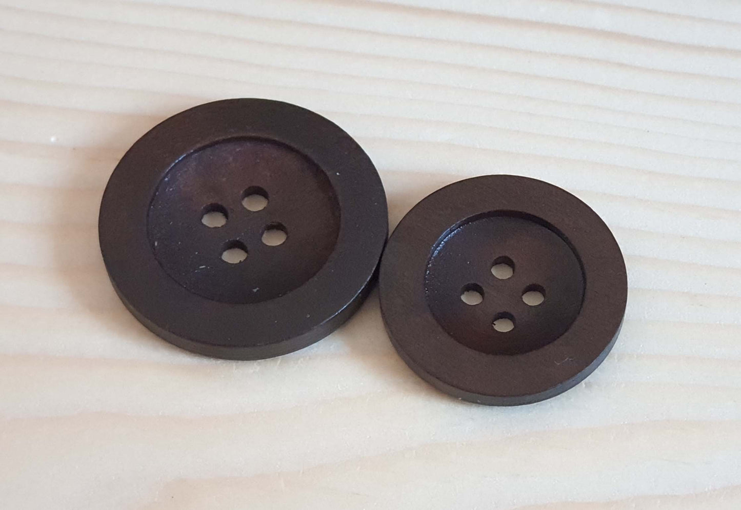 FLAT WIDE EDGE DARK BROWN / 10-35mm / Wooden Buttons / Sewing Buttons