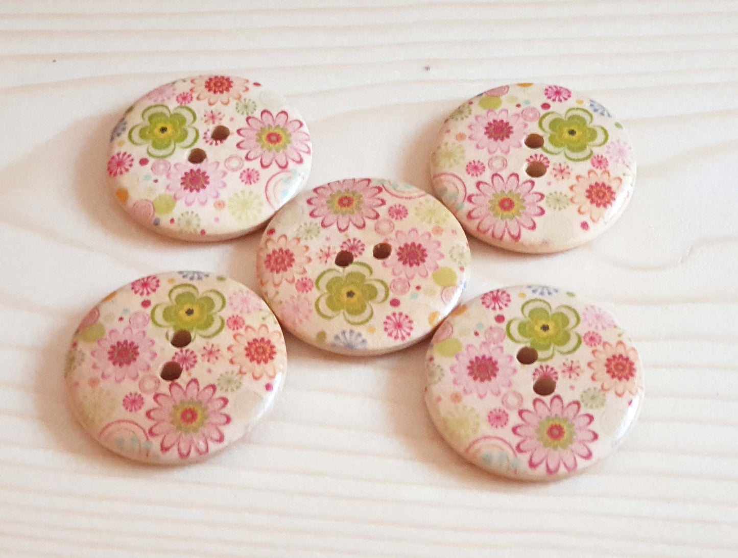 FLORAL CORALS / 30mm - 5 buttons / Wooden Buttons / Sewing Buttons