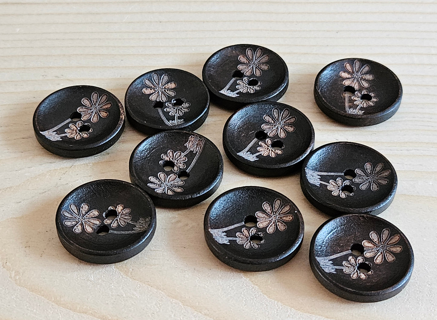 AvoDesigns TOGETHER FOREVER UMBER BROWN / 20mm - 6 buttons / Wooden Buttons / Sewing Buttons