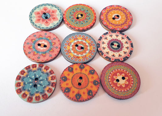 GARDEN / Wooden Buttons / 15-25mm (Set of 8)