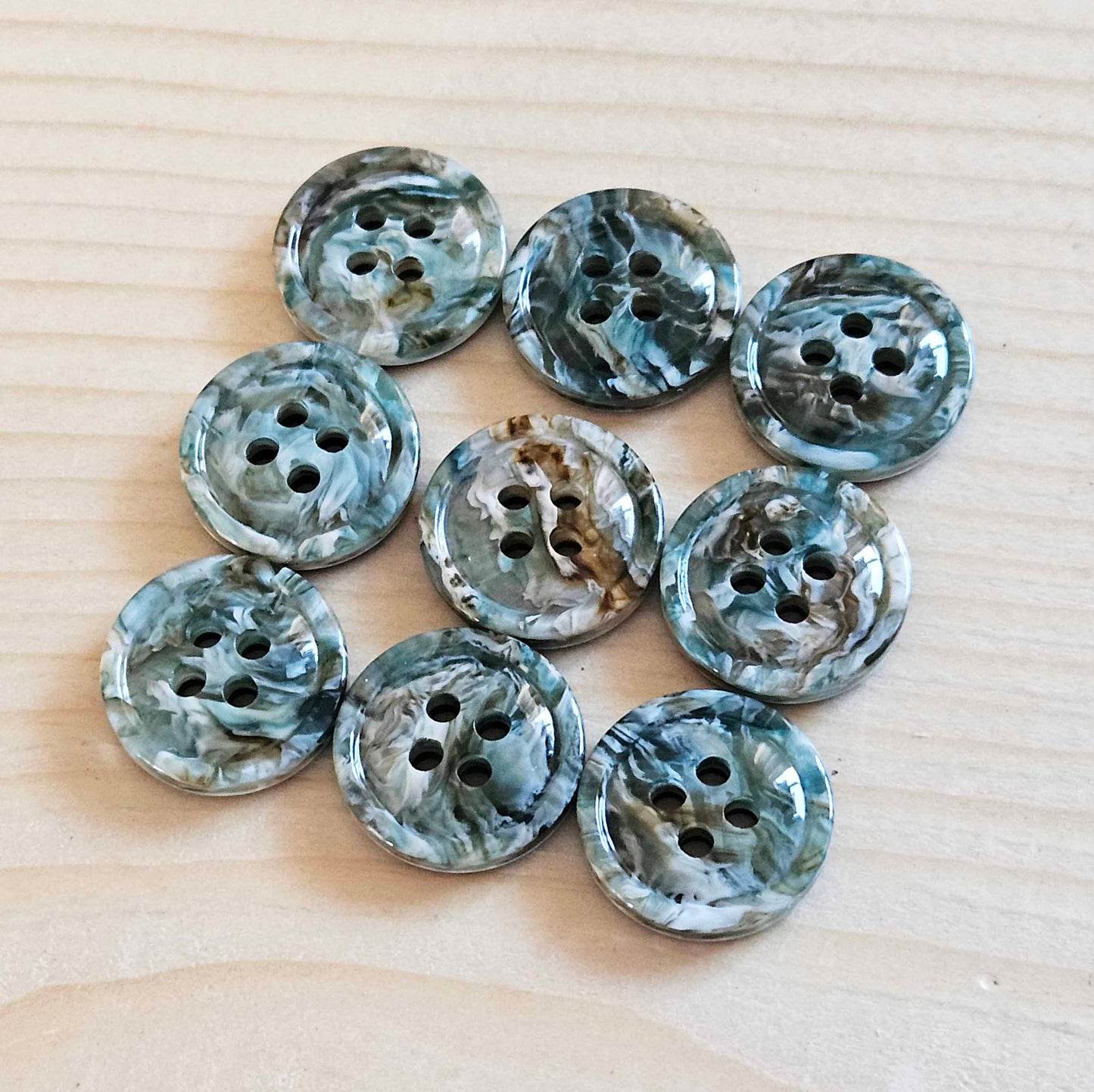 GREEN OPAL  / 15 mm / Resin Buttons / Sewing Buttons