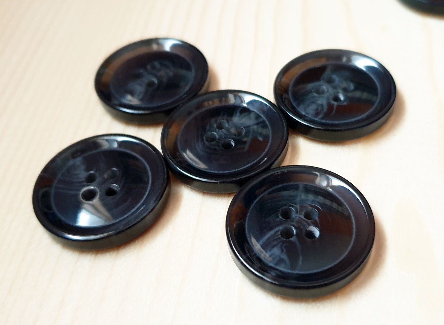 GREY MARBLE / 25mm / Resin Buttons / Sewing Buttons