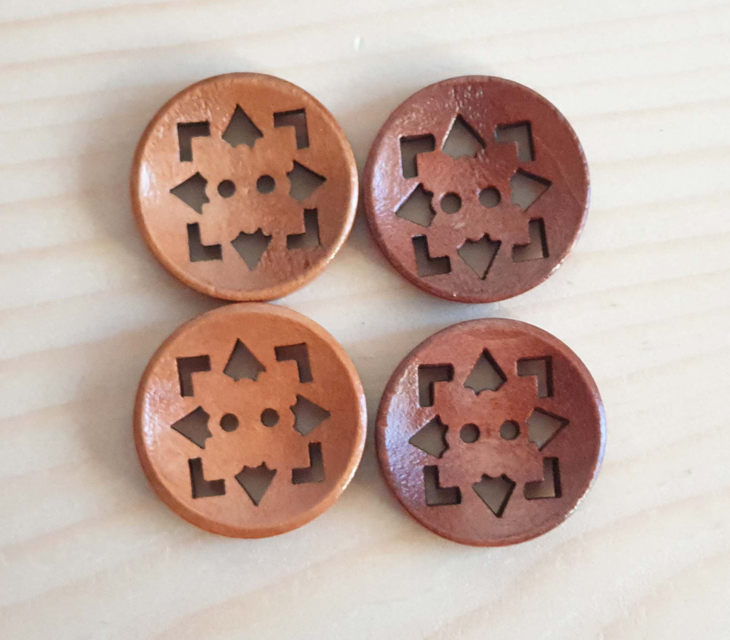 GEOMETRY / Brown 2-Hole Wooden Buttons / 20mm (Set of 6)