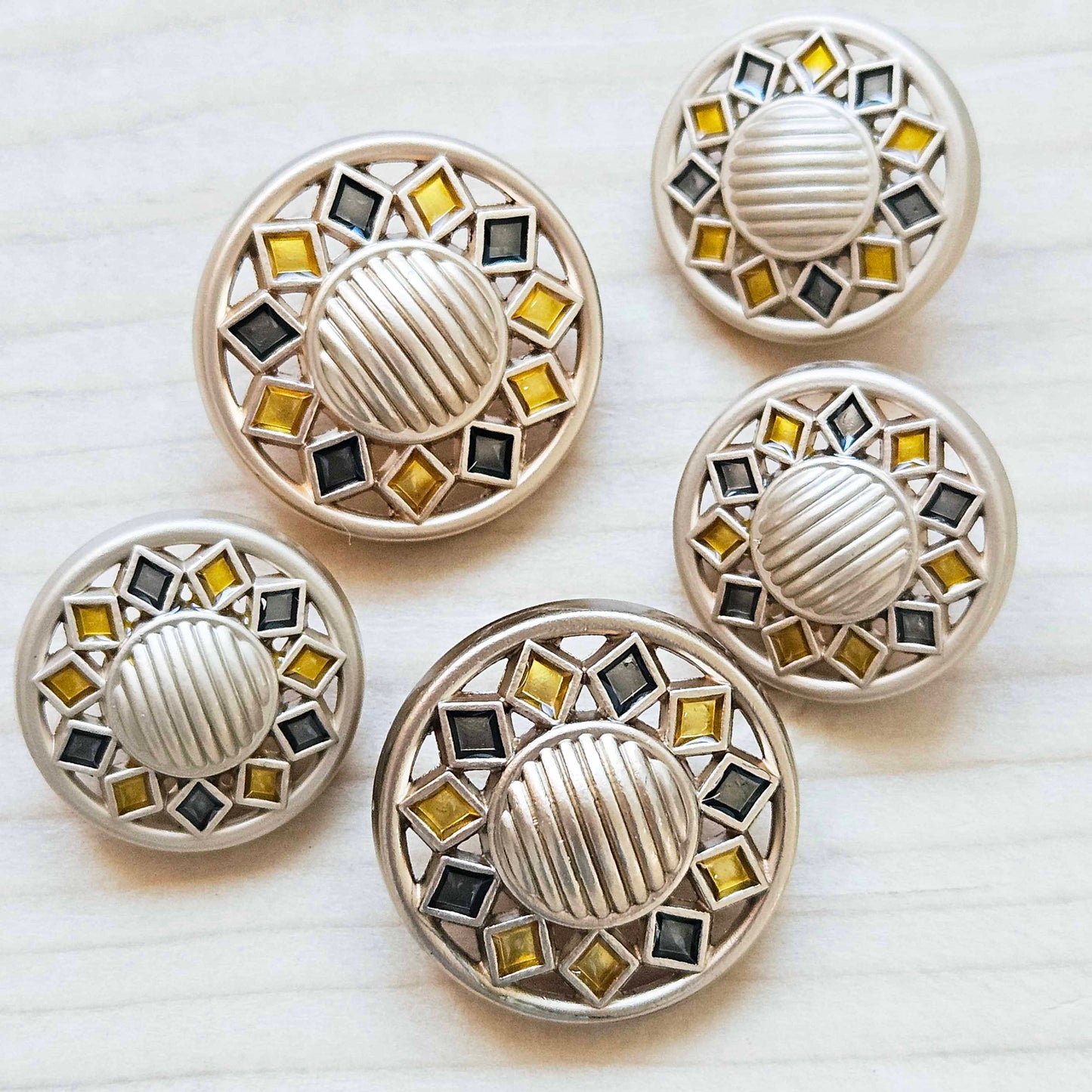 GOLDEN MANDALA SHANK / 18mm, 22mm - 2 buttons / Metal Alloy Shank Buttons / Sewing Buttons