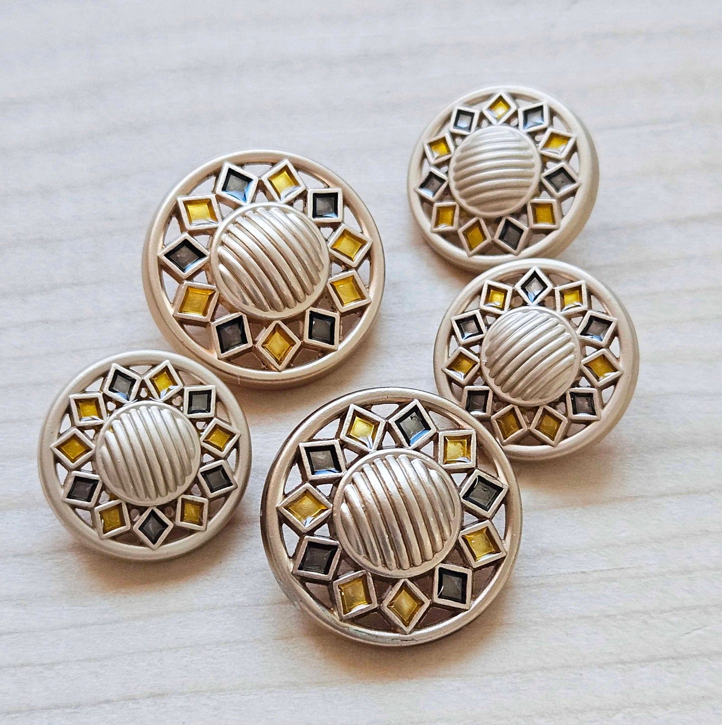 GOLDEN MANDALA SHANK / 18mm, 22mm - 2 buttons / Metal Alloy Shank Buttons / Sewing Buttons