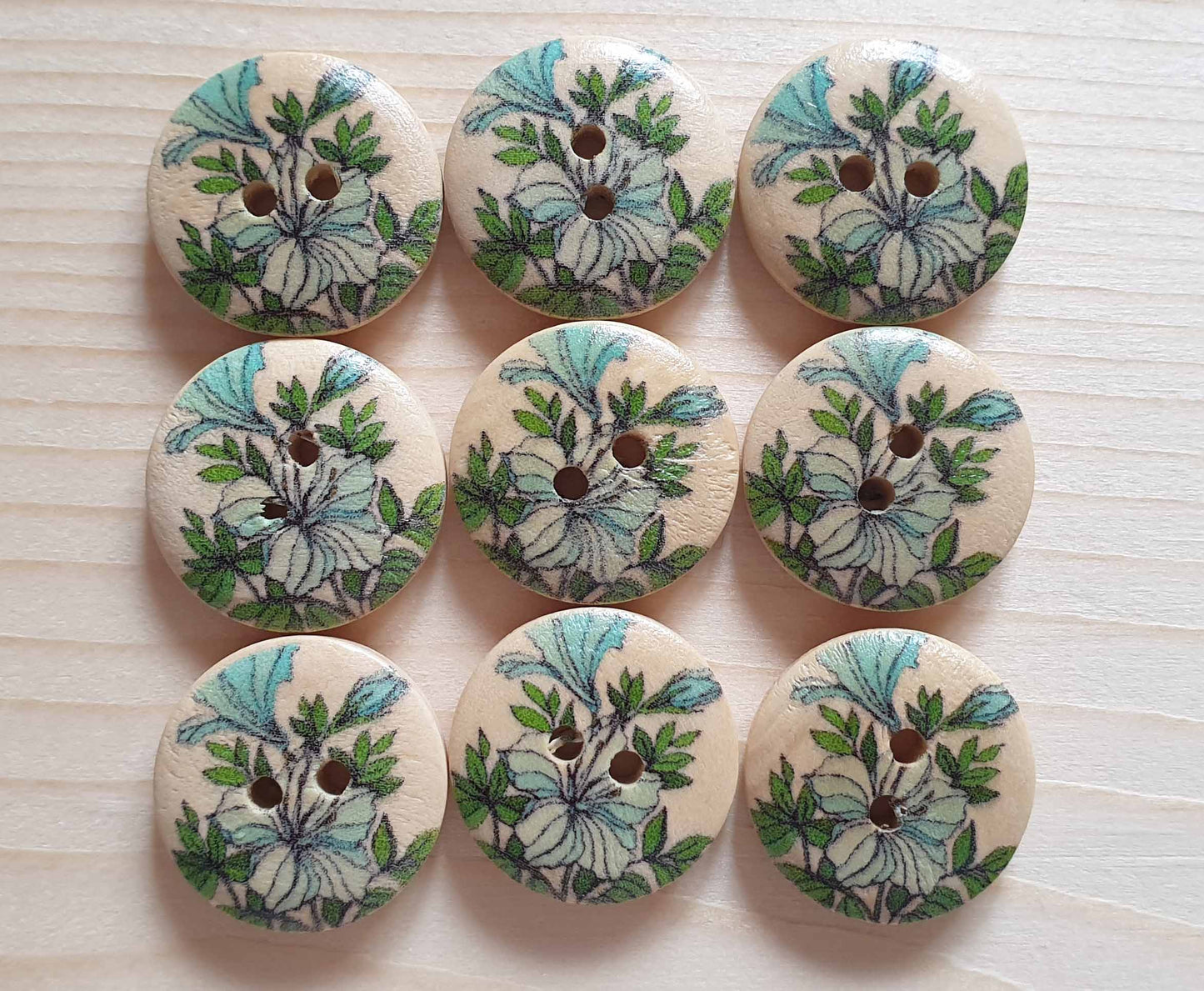 GREEN FLORALS / Wooden Buttons / 18mm (Set of 6)