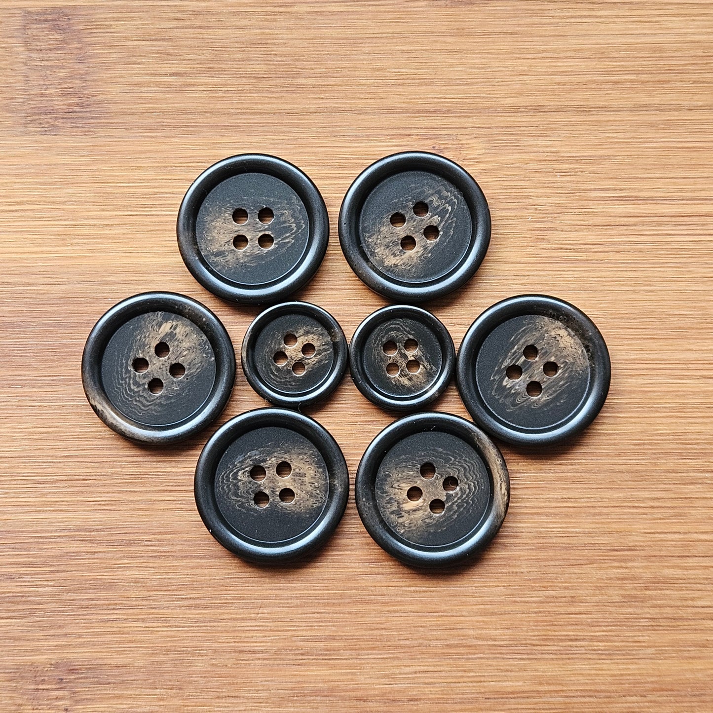 HAZEL NEBULA / 18-28mm / Resin Buttons / Sewing Buttons