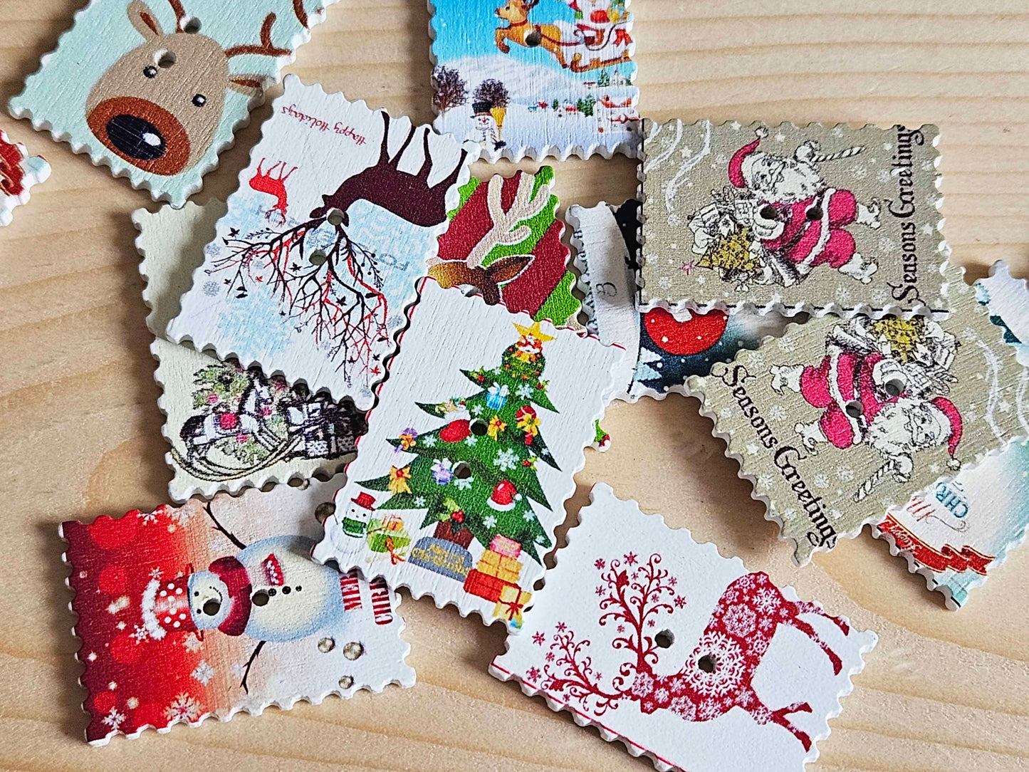 HOLIDAY STAMPS / 35*25mm / Wooden Buttons / Sewing Buttons