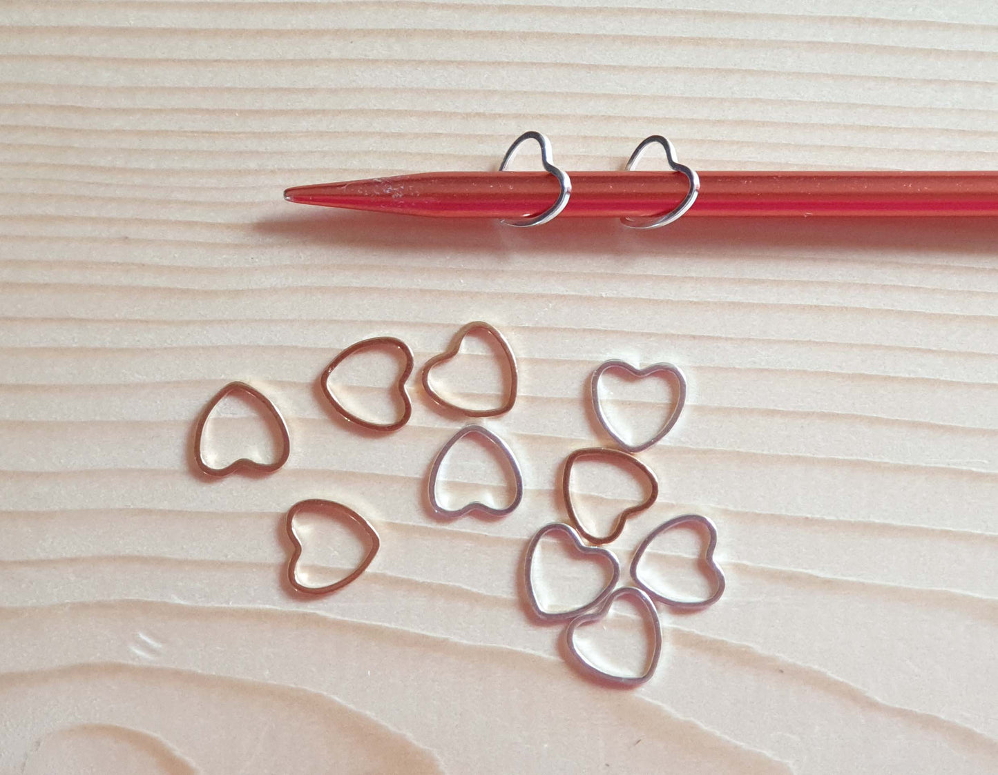 HEART STITCH MARKERS / 10*10mm / Small Heart Stitch Markers / Crochet Knitting Stitch Markers / Notions