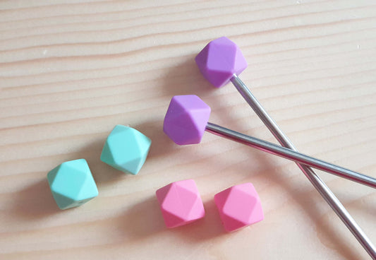 MINI HEXAGONS STITCH STOPPERS / 4 pcs / Knitting Needle Stoppers / Point Protection / Notions