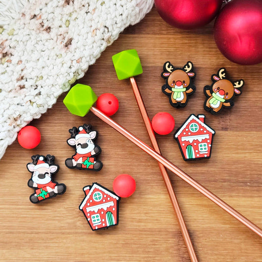 HOLIDAY DEER FAMILY Stitch Stopper Gift Set / 12 pieces / Holiday Knitting Needle Stoppers / Point Protection / Notions