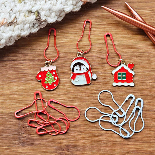 HOLIDAY PENGUIN - Removable Stitch Markers / Set of 15 / Progress Keepers / Knitting Crochet Notions