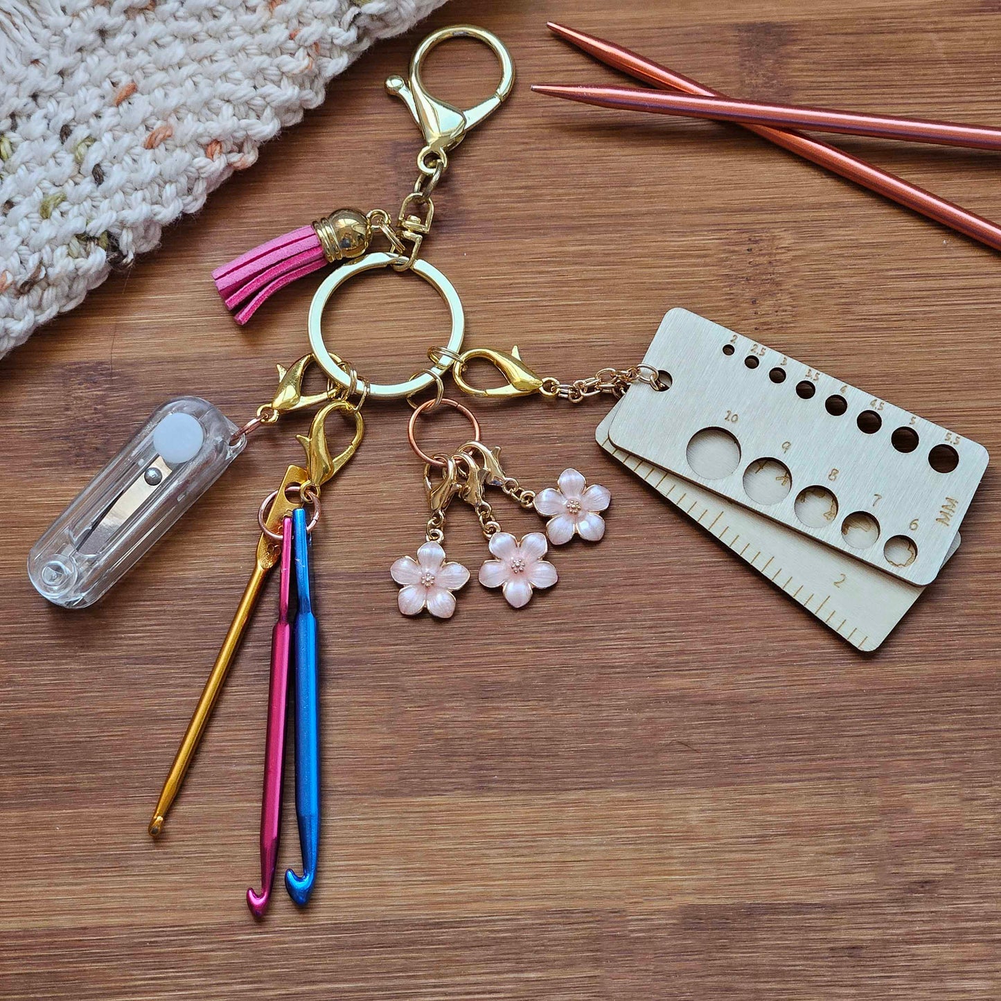 PINK FLORAL Essential Emergency Knitting & Crochet Keychain Kit / Knitting Notion Kit