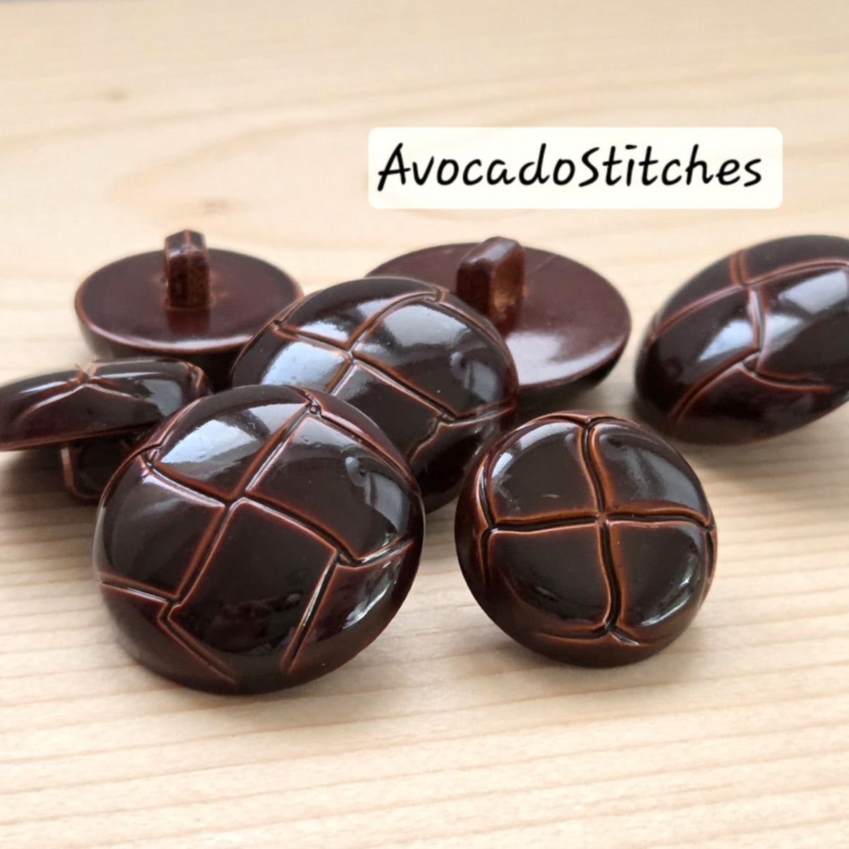 LEATHER SHANK (Plastic) / 20-25mm - 6 buttons / Resin Shank Buttons / Sewing Buttons
